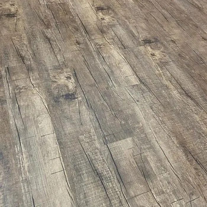 O piso — piso vinílico Netuno